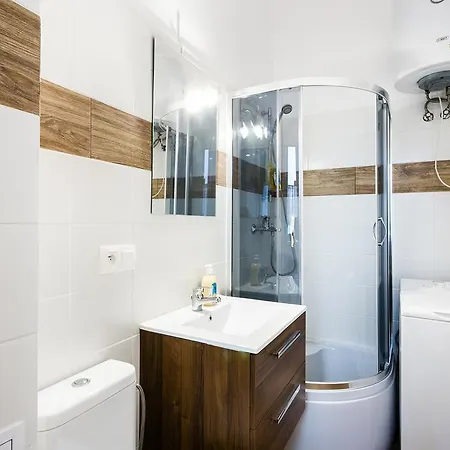 Kraft Apartment *