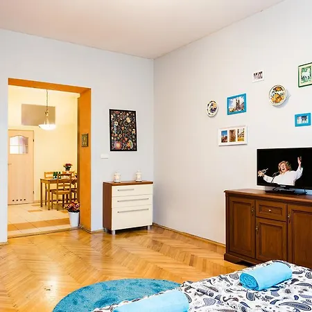 Kraft Apartment *